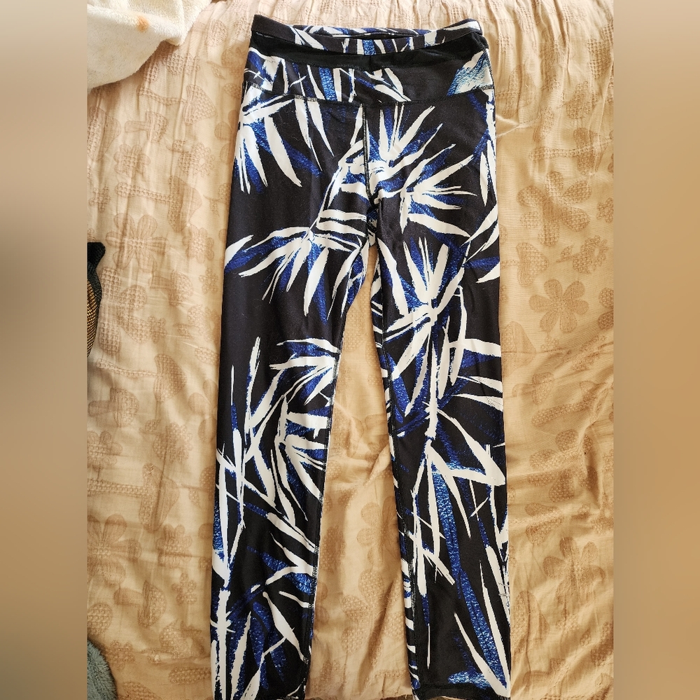 High waisted Fabletics leggings